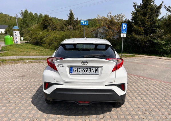 Toyota C-HR cena 69900 przebieg: 134576, rok produkcji 2017 z Reda małe 407